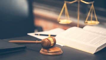 Le recel de favoritisme peut justifier la saisie en valeur d'un bien appartenant à l'auteur de l'infraction