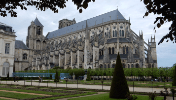 La ville de Bourges désignée capitale européenne de la culture 2028